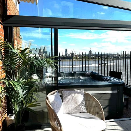 3 X Bedroom Riverside Flat With Hot Tub On Roof Terrace Londra Esterno foto