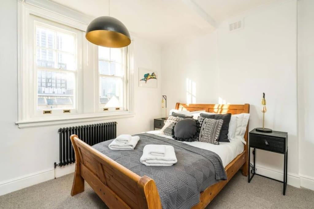 3 X Bedroom Riverside Flat With Hot Tub On Roof Terrace Londra Esterno foto