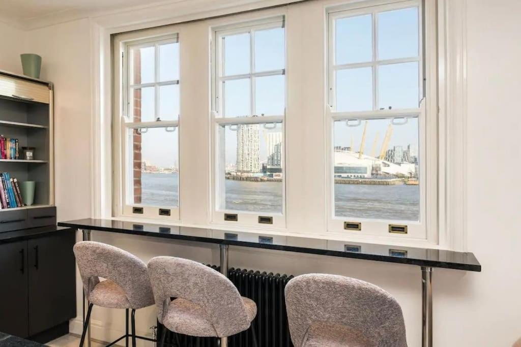 3 X Bedroom Riverside Flat With Hot Tub On Roof Terrace Londra Esterno foto