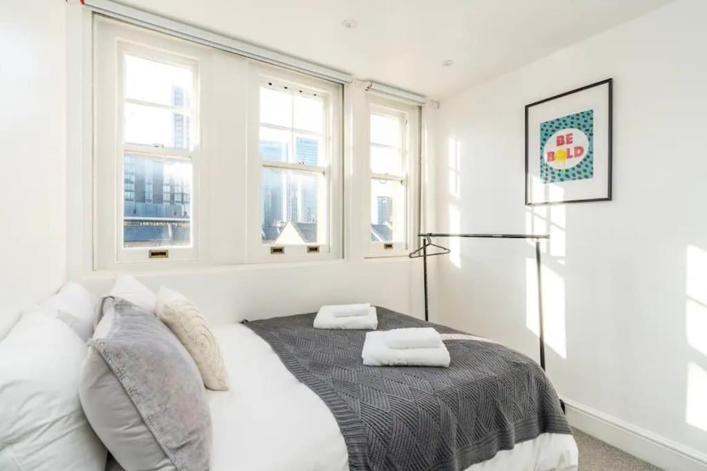 3 X Bedroom Riverside Flat With Hot Tub On Roof Terrace Londra Esterno foto