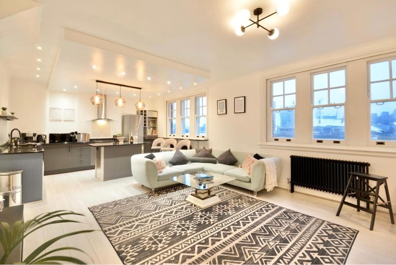 3 X Bedroom Riverside Flat With Hot Tub On Roof Terrace Londra Esterno foto
